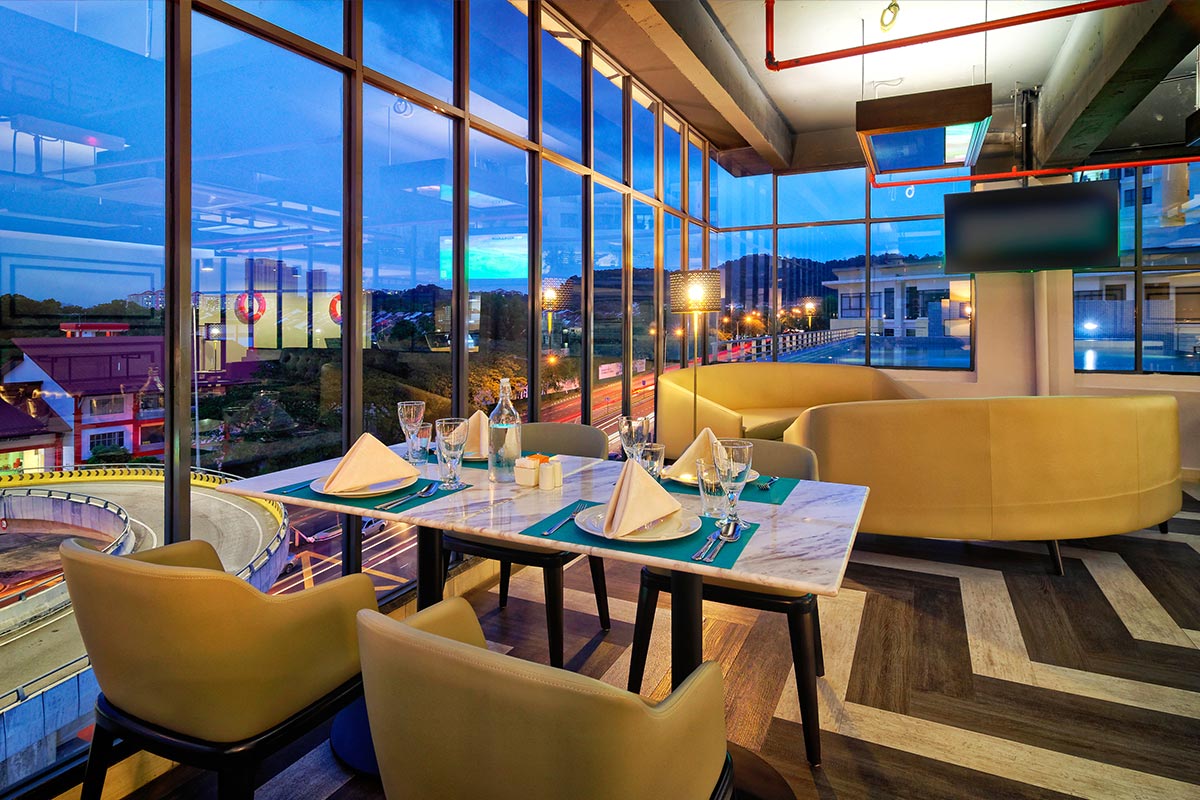 bespoke-hotel_horizon-cafe_07_1200x800